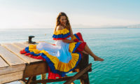 Paola Andrea heizt mit leidenschaftlichen Latin-Pop «Mi Fuego» ein